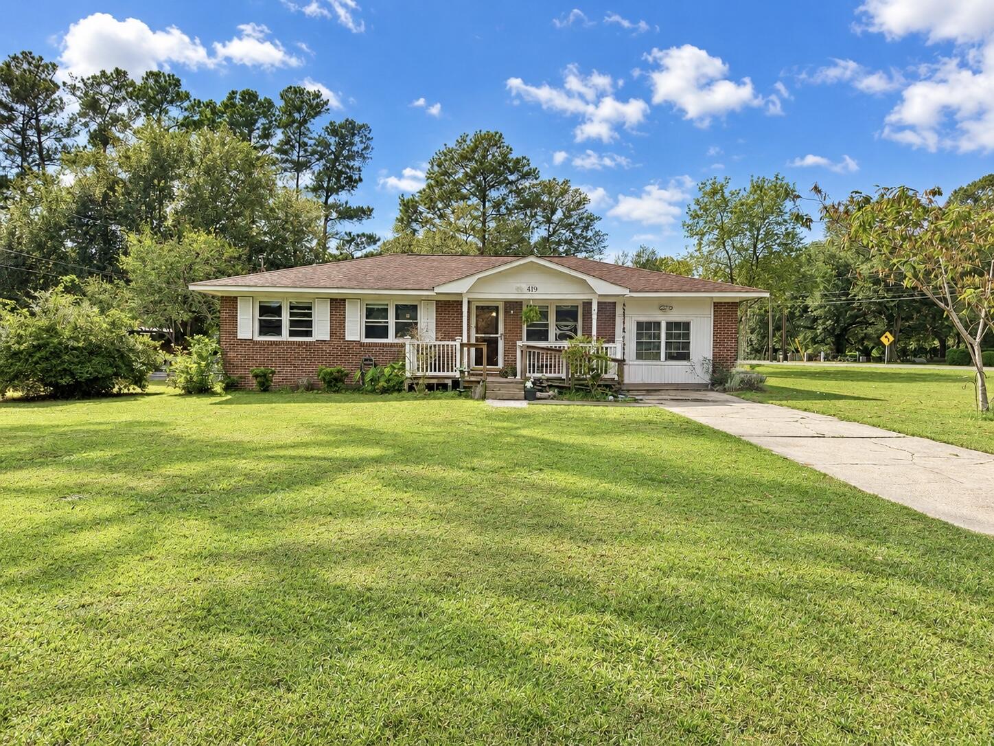 419 Forest Circle Summerville SC 29483
