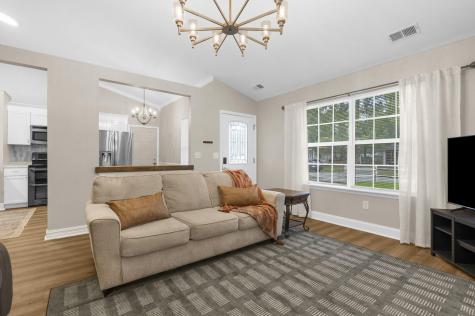332 Macgregor Drive Summerville SC 29486