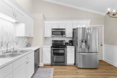332 Macgregor Drive Summerville SC 29486