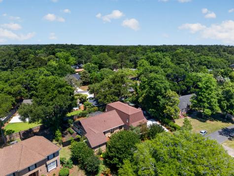 18 Old English Drive Charleston SC 29407