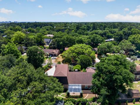 18 Old English Drive Charleston SC 29407