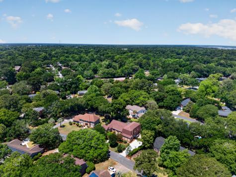 18 Old English Drive Charleston SC 29407