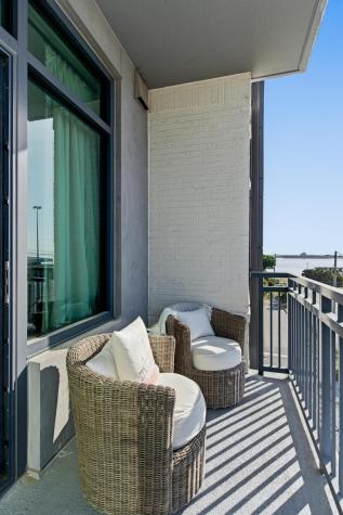 5 Gadsdenboro Street Charleston SC 29401