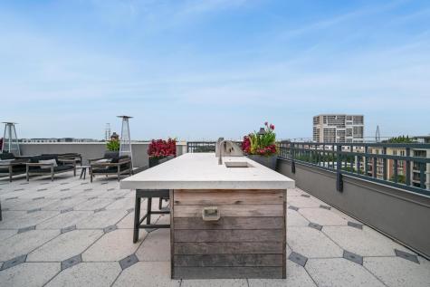 5 Gadsdenboro Street Charleston SC 29401