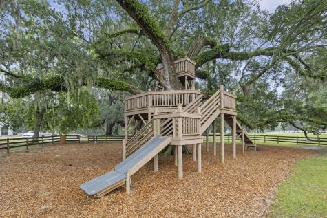 195 Bateaux Drive Summerville SC 29483