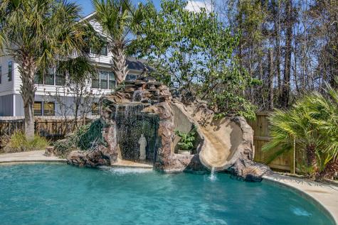 1230 River Walk Court Charleston SC 29492