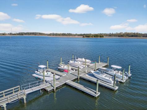 1230 River Walk Court Charleston SC 29492