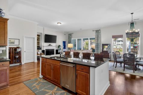 1230 River Walk Court Charleston SC 29492