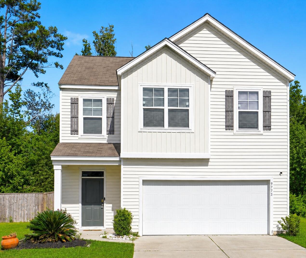 9773 Roseberry Ladson SC 29456