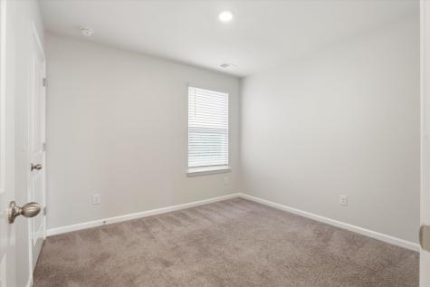 9773 Roseberry Ladson SC 29456