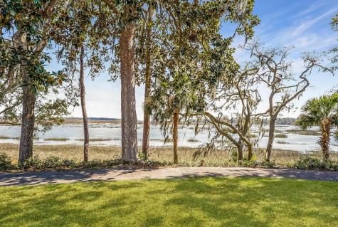 17 White Pond Boulevard Beaufort SC 29902