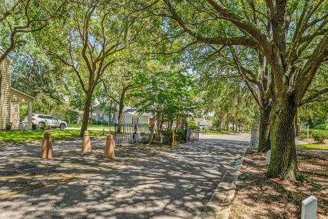 17 White Pond Boulevard Beaufort SC 29902