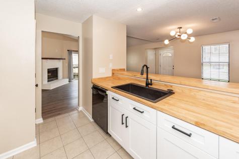 823 Winthrop Street Ladson SC 29456