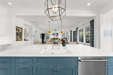 1064 N Shem Drive Mount Pleasant SC 29464