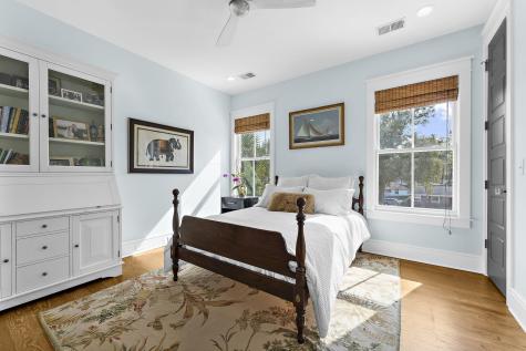 1064 N Shem Drive Mount Pleasant SC 29464