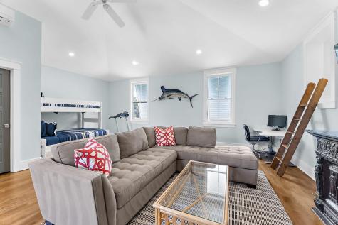 1064 N Shem Drive Mount Pleasant SC 29464