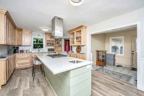 1614 Oak Island Drive Charleston SC 29412