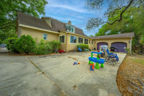 1614 Oak Island Drive Charleston SC 29412