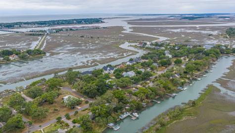 1614 Oak Island Drive Charleston SC 29412