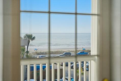 106 W Arctic Avenue Folly Beach SC 29439