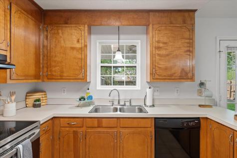 8655 Bentwood Drive North Charleston SC 29406