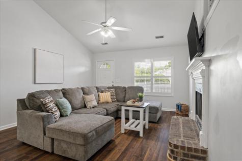 8655 Bentwood Drive North Charleston SC 29406