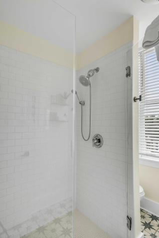 140 Spring Street Charleston SC 29403