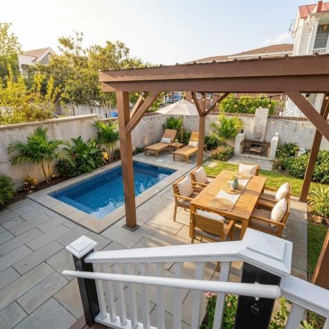 140 Spring Street Charleston SC 29403