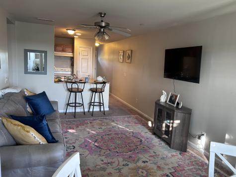2262 Folly Road Charleston SC 29412