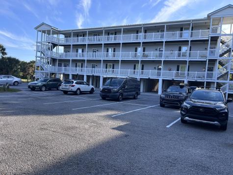 2262 Folly Road Charleston SC 29412