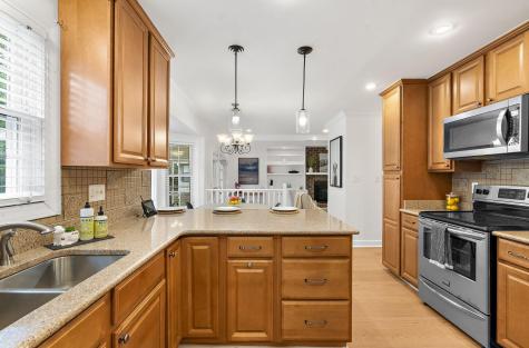 946 Melrose Drive Charleston SC 29414