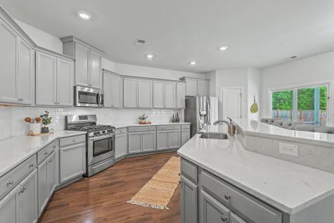 410 Spanish Wells Road Summerville SC 29486