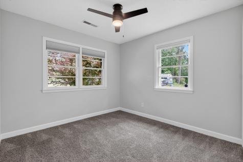 221 Forest Circle Summerville SC 29483