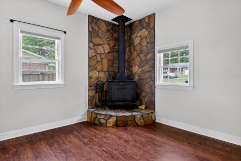 221 Forest Circle Summerville SC 29483