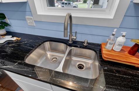 1949 Swift Avenue Charleston SC 29407