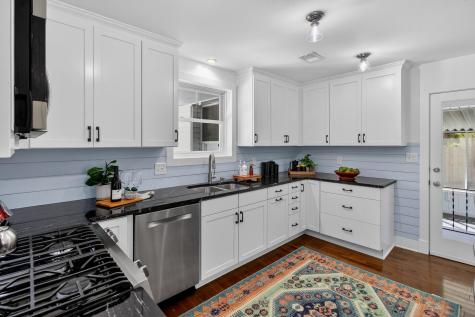 1949 Swift Avenue Charleston SC 29407