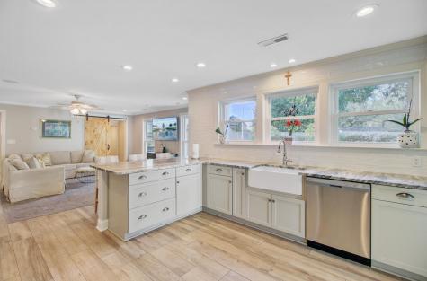 8 Vincent Drive Mount Pleasant SC 29464