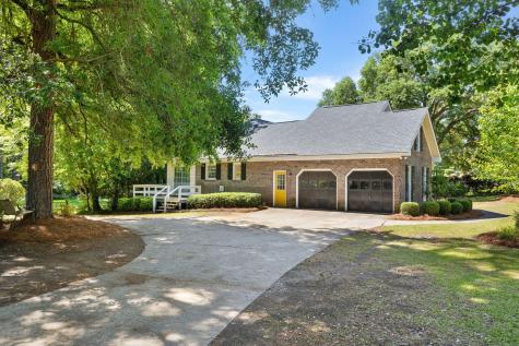 134 Cooper Circle Santee SC 29142