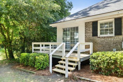 134 Cooper Circle Santee SC 29142