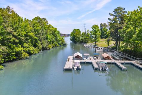 134 Cooper Circle Santee SC 29142