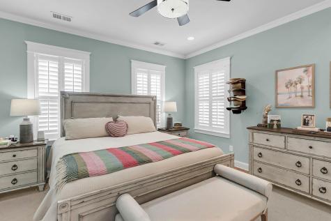 979 Warrick Oaks Lane Mount Pleasant SC 29464