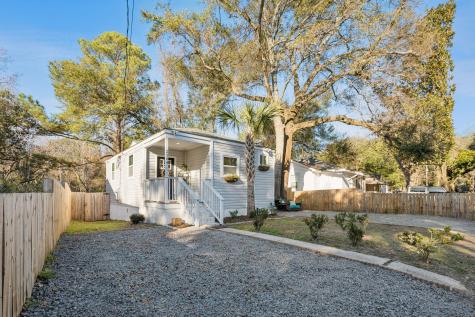2384 Cambridge Avenue North Charleston SC 29405