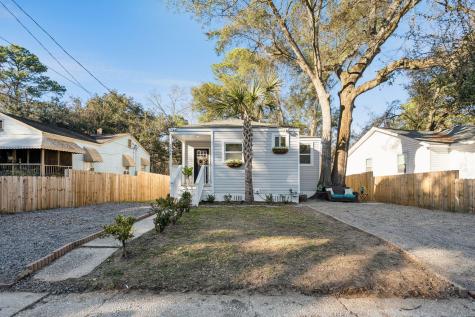 2384 Cambridge Avenue North Charleston SC 29405