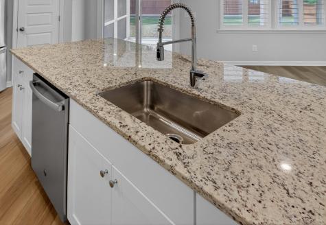 569 Yellow Leaf Lane Summerville SC 29486