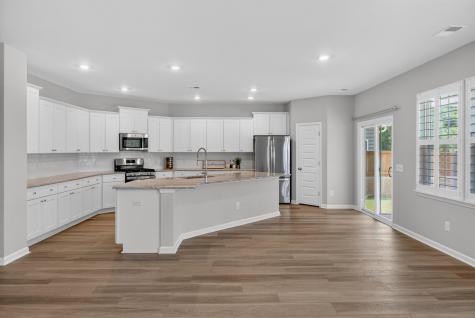 569 Yellow Leaf Lane Summerville SC 29486
