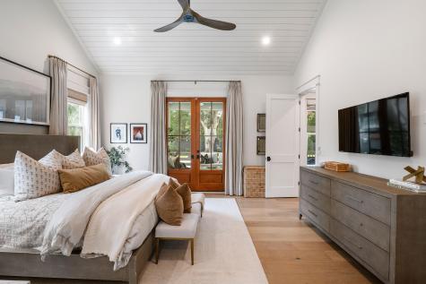 924 Lakeview Drive Mount Pleasant SC 29464