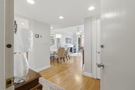 14 Lockwood Drive Charleston SC 29401