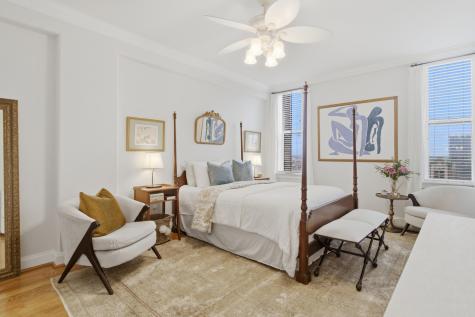 14 Lockwood Drive Charleston SC 29401