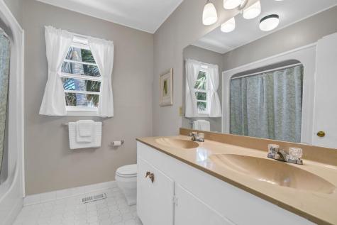 111 Palmetto Boulevard Edisto Beach SC 29438