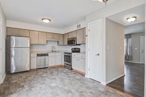 8016 Thelen Street North Charleston SC 29406